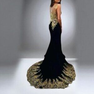 BABYONLINE Luxury Evening Dress / Gown